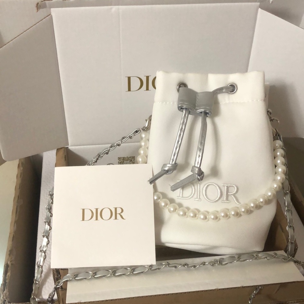 Sold Dior Beauty White Bucket Pouch